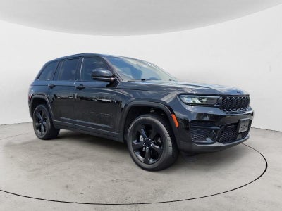 2022 Jeep Grand Cherokee Altitude