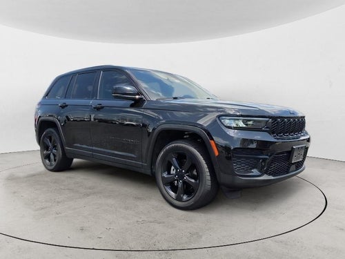 2022 Jeep Grand Cherokee Altitude