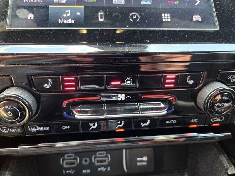 2022 Jeep Grand Cherokee Altitude