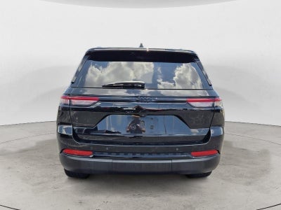 2022 Jeep Grand Cherokee Altitude