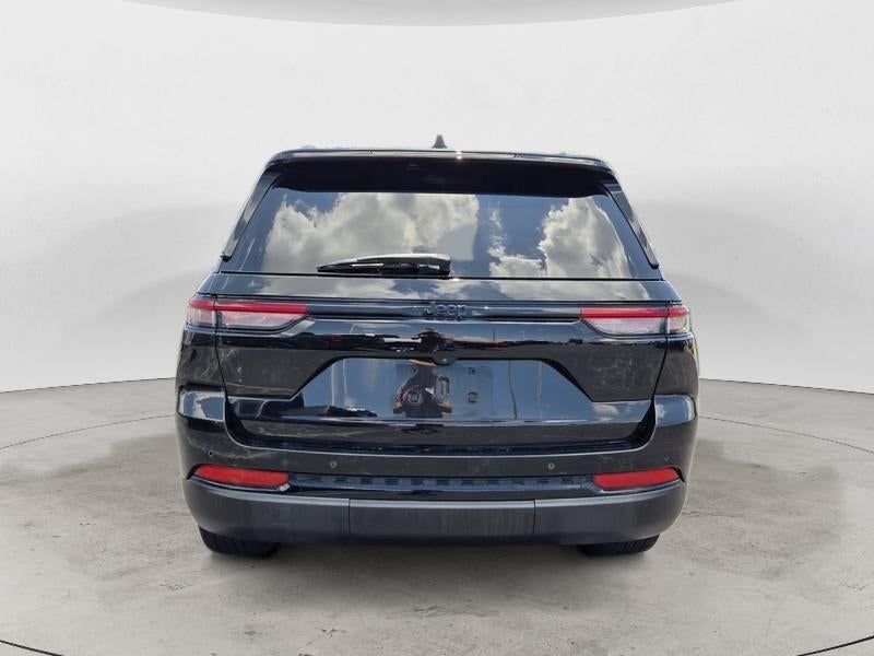 2022 Jeep Grand Cherokee Altitude