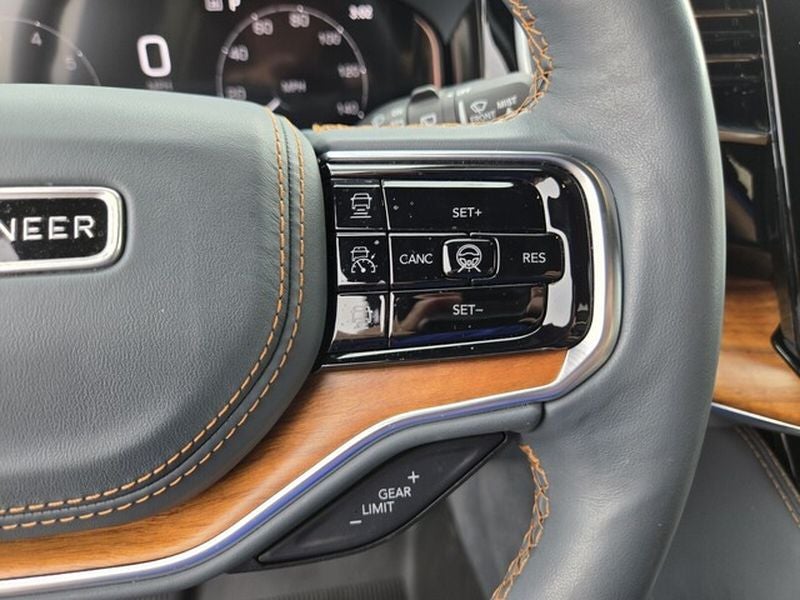 2023 Jeep Grand Wagoneer Series III
