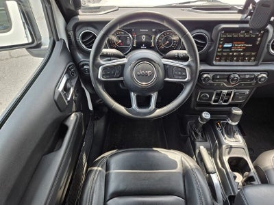 2022 Jeep Gladiator Overland