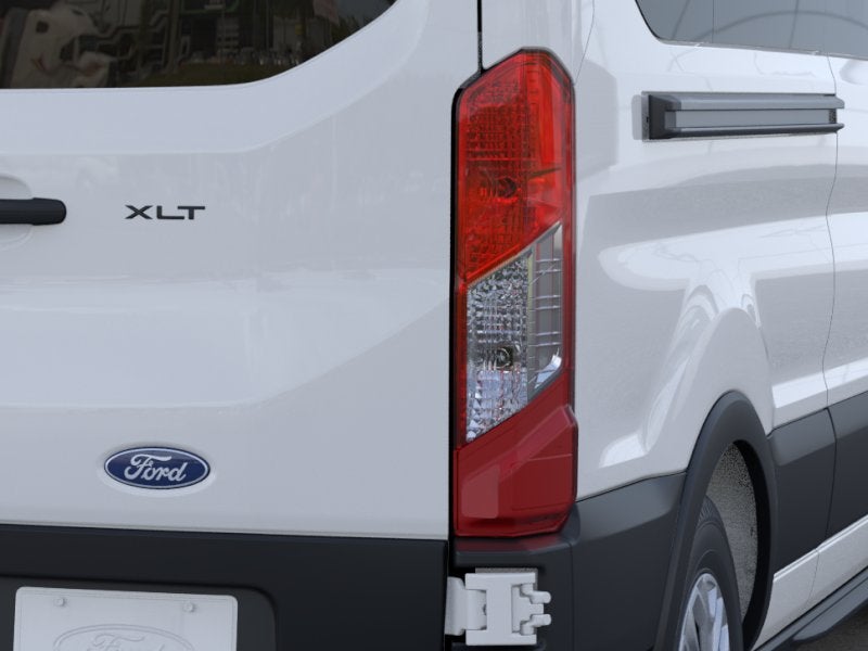 2026 Ford Transit Wagon XLT