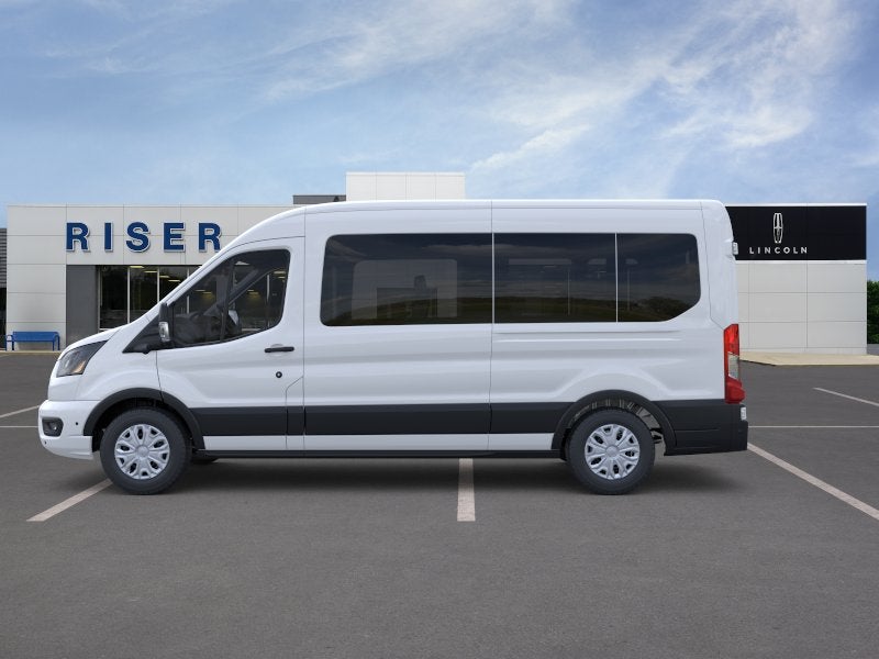 2026 Ford Transit Wagon XLT