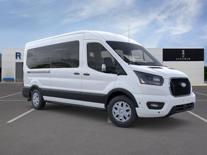 2026 Ford Transit Wagon XLT