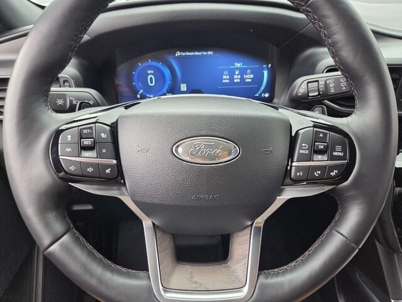 2021 Ford Explorer Platinum