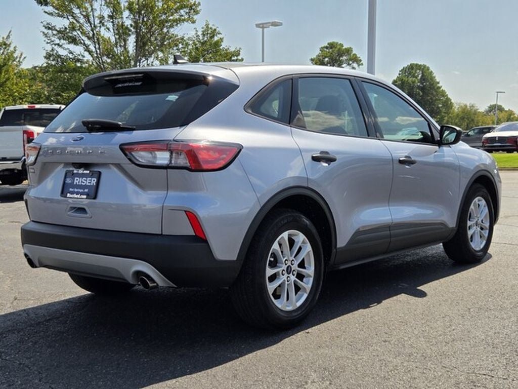 2022 Ford Escape S