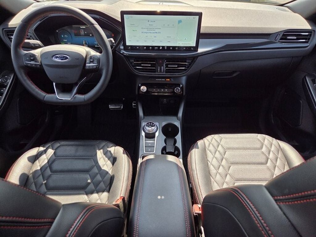 2024 Ford Escape ST-Line Elite