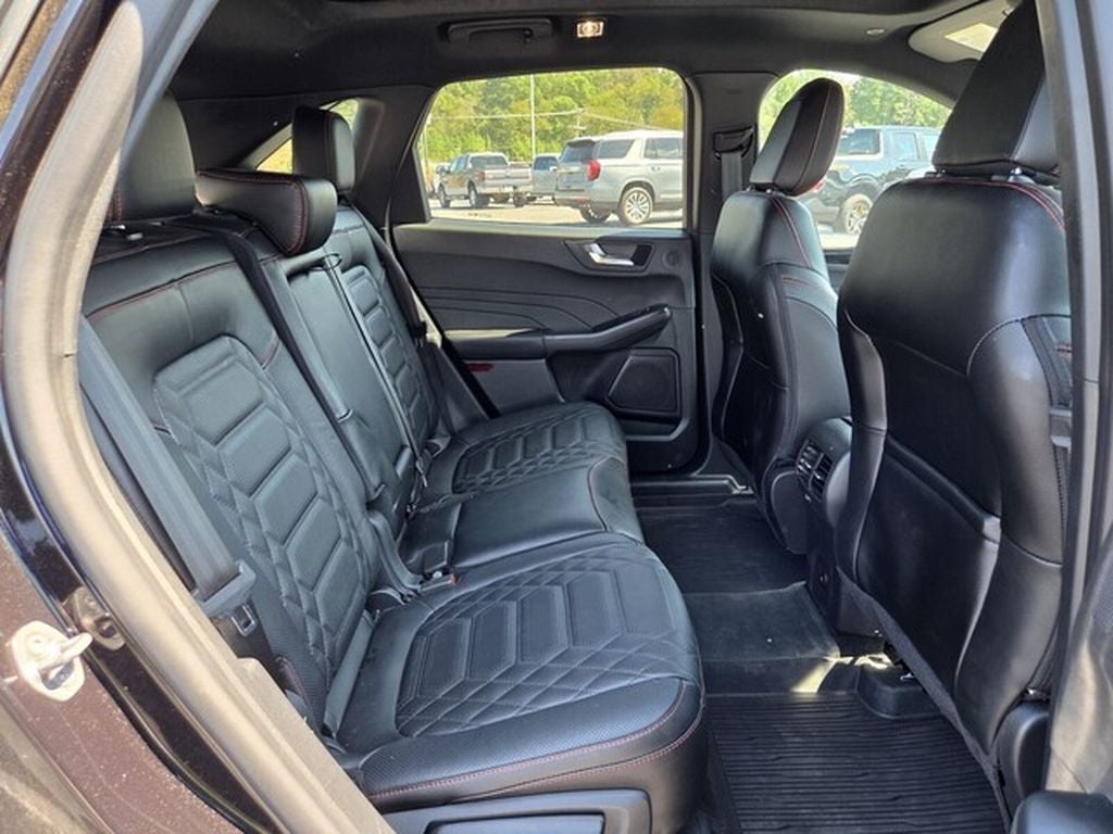 2024 Ford Escape ST-Line Elite