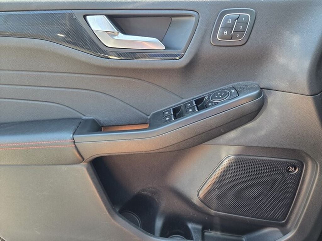 2024 Ford Escape ST-Line Elite