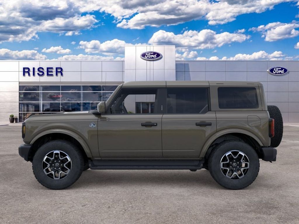 2026 Ford Bronco Outer Banks