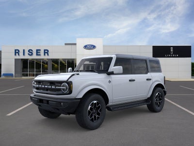 2026 Ford Bronco Outer Banks