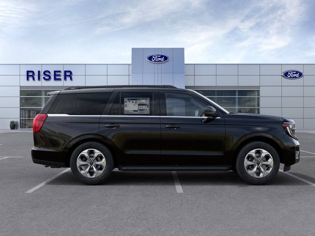 2027 Ford Expedition Active