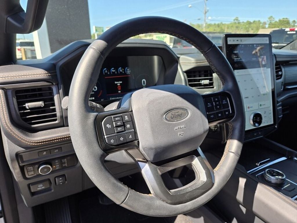 2024 Ford Expedition Platinum