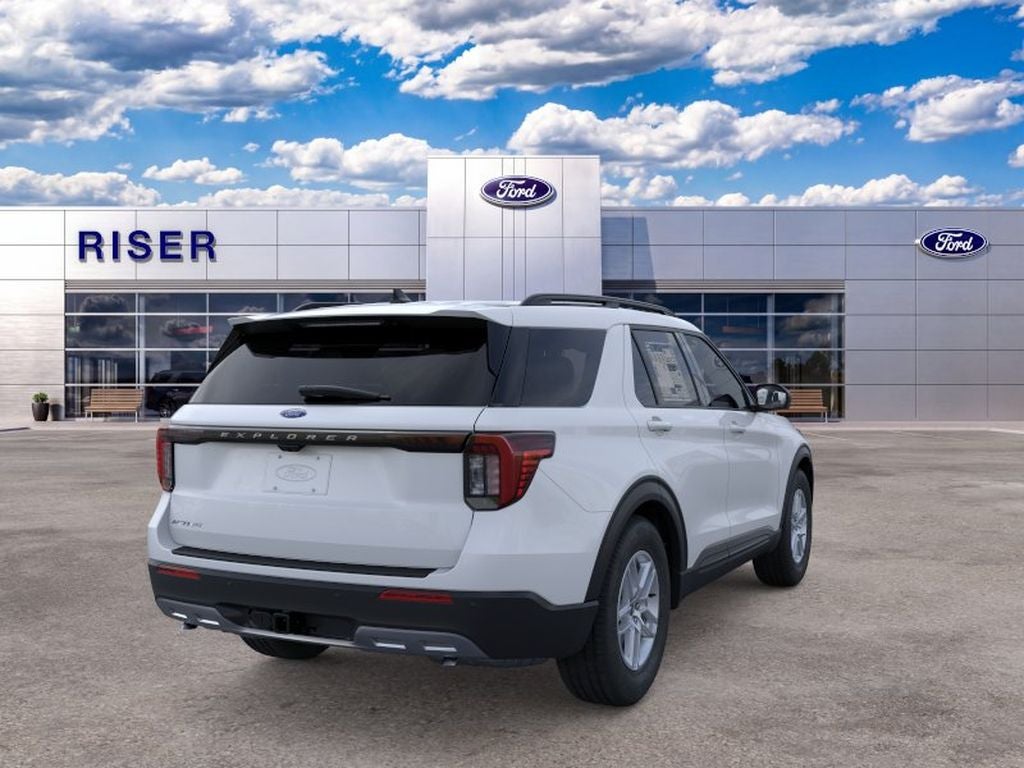 2026 Ford Explorer Active w/200A Pkg