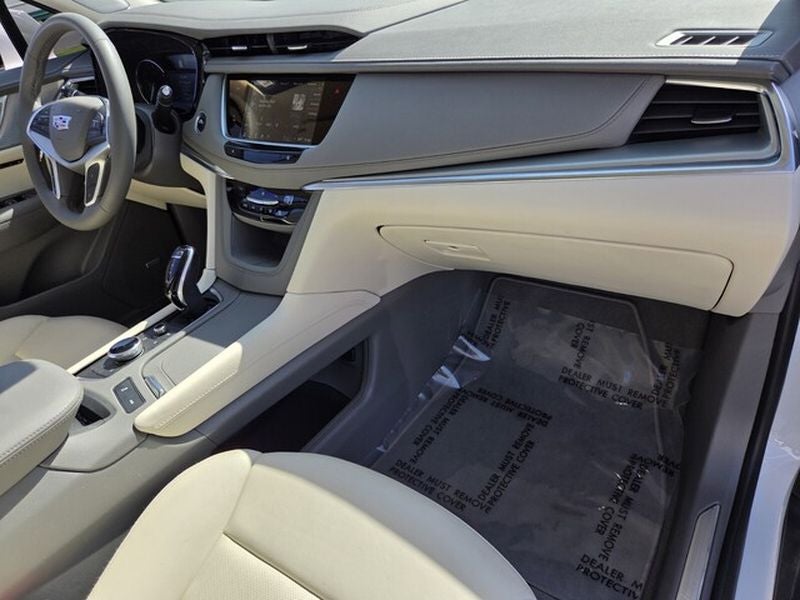 2025 Cadillac XT5 FWD Premium Luxury