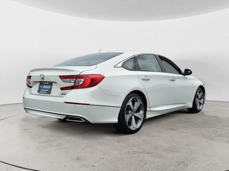 2019 Honda Accord Touring 2.0T