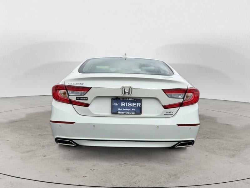 2019 Honda Accord Touring 2.0T