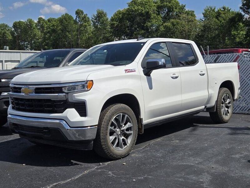 2025 Chevrolet Silverado LT