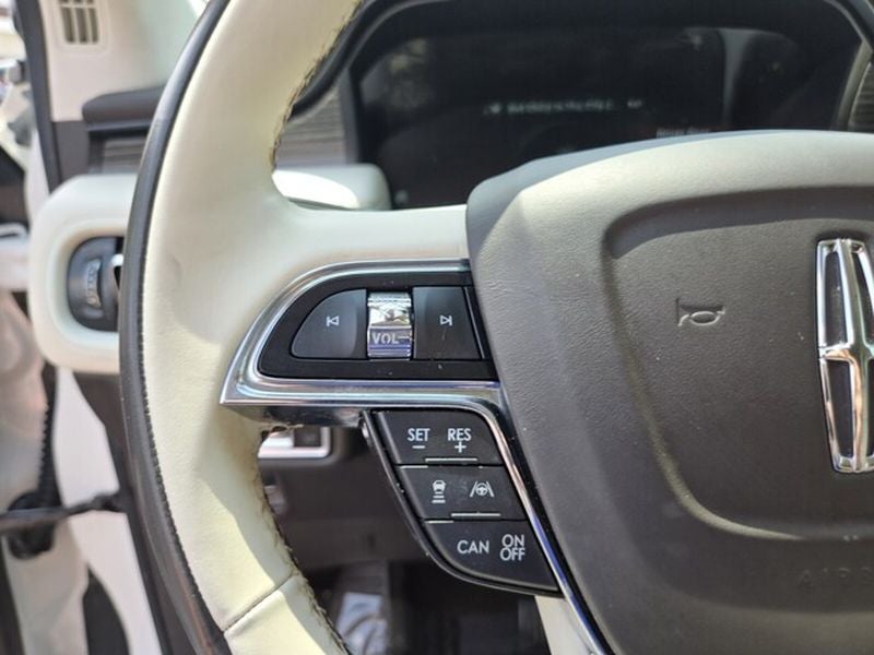 2023 Lincoln Nautilus Black Label