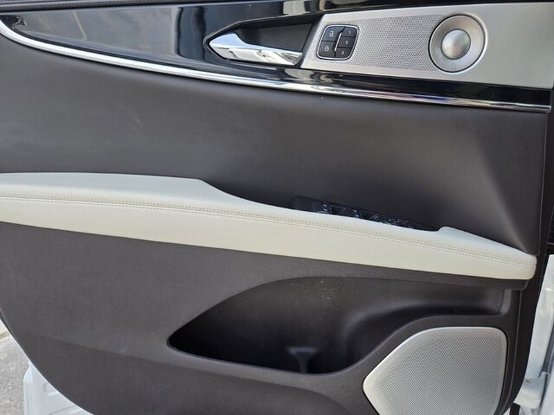 2023 Lincoln Nautilus Black Label