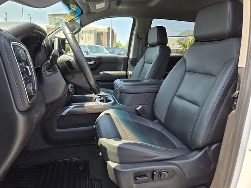 2021 Chevrolet Silverado RST