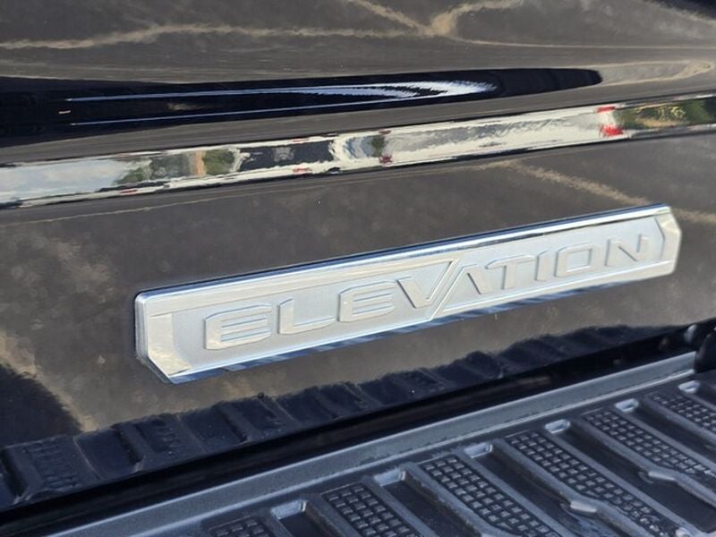 2021 GMC Sierra Elevation