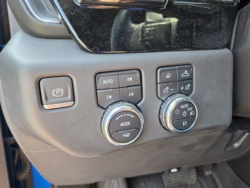 2024 GMC Sierra Elevation