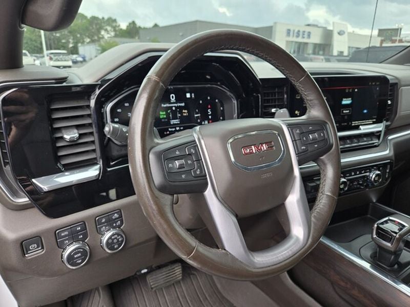 2022 GMC Sierra SLT