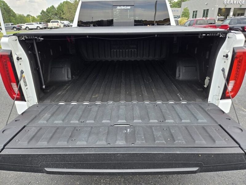 2022 GMC Sierra SLT