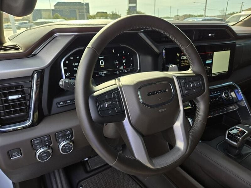 2023 GMC Sierra Denali