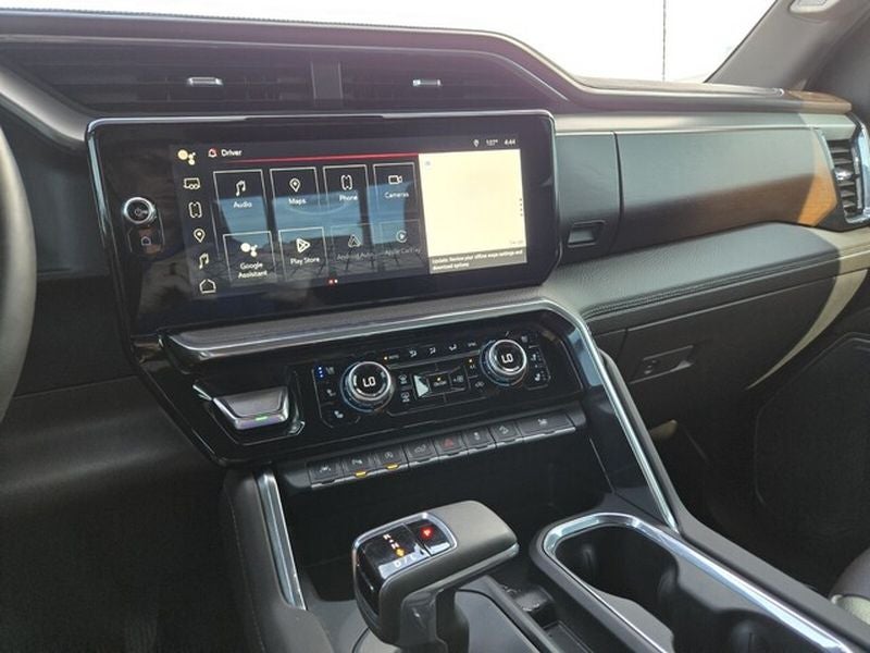 2023 GMC Sierra Denali