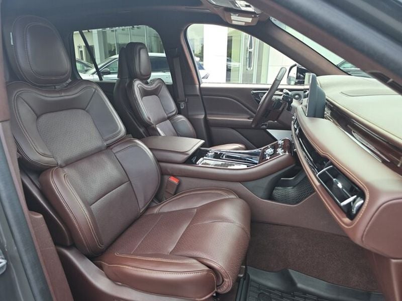 2024 Lincoln Aviator Black Label