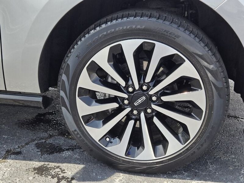 2024 Lincoln Navigator Reserve