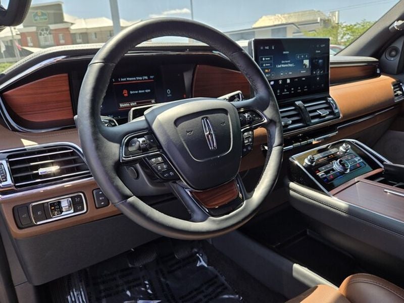 2024 Lincoln Navigator Reserve