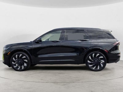 2025 Lincoln Nautilus Reserve