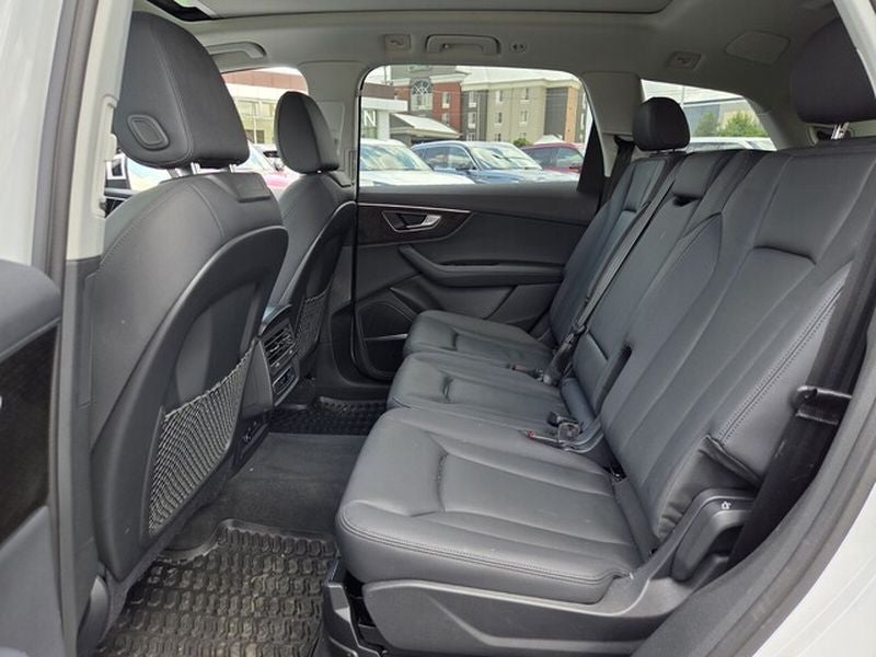 2024 Audi Q7 Premium Plus