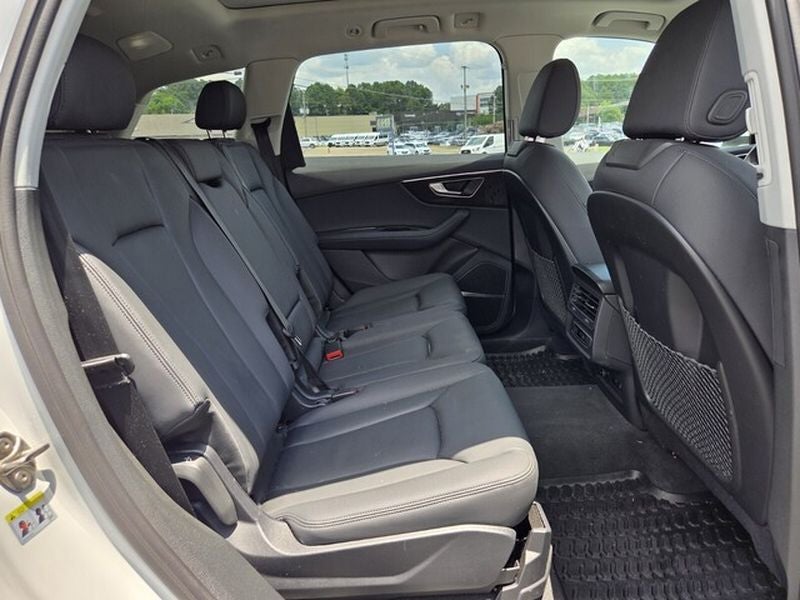 2024 Audi Q7 Premium Plus