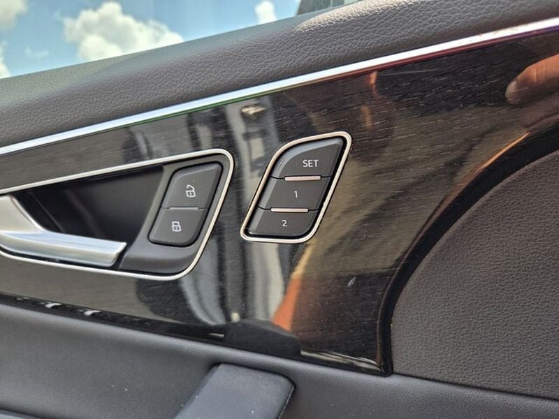 2024 Audi Q7 Premium Plus