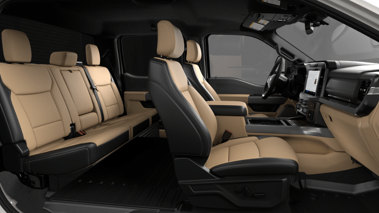 2027 Ford Super Duty F-350® Lariat®